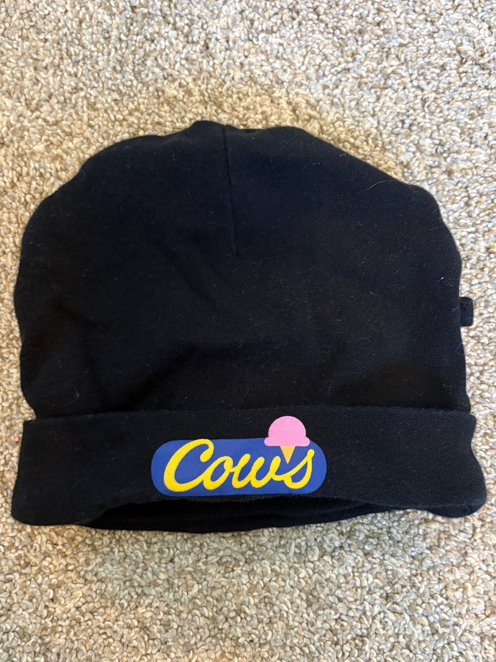Cow Baby Toque HAT COWS CREAMERY PEI Black Size 9-12 months